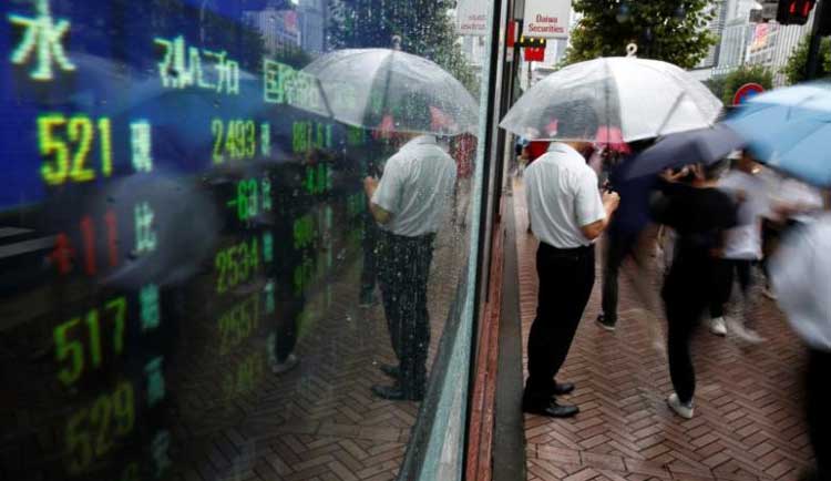 Asia stocks up after US debate