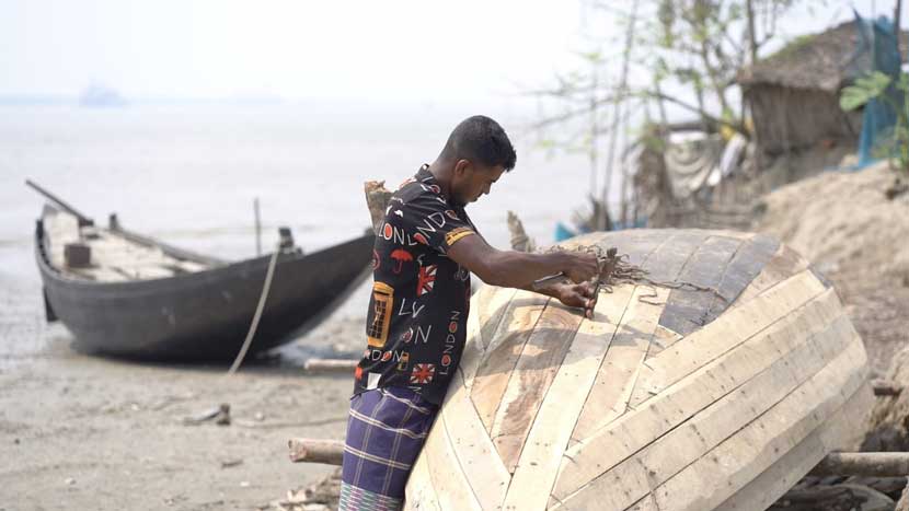 কৃষক-জেলেদের জন্য স্ট্যান্ডার্ড চার্টার্ড ও ব্র্যাকের উদ্যোগ