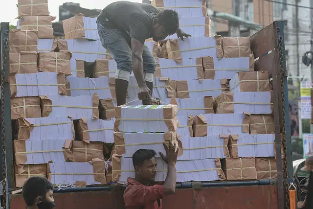 নতুন পাঠ্যবইয়ে ইতিহাসের বদল: স্বাধীনতার ঘোষণা ও নতুন সংযোজন