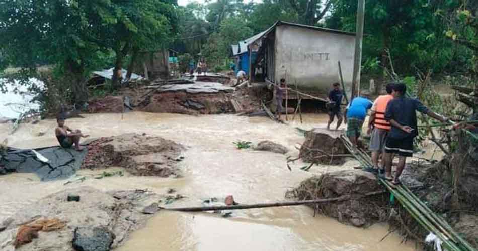 বন্যায় ১১ জেলায় মৃতের সংখ্যা বেড়ে ৫৪